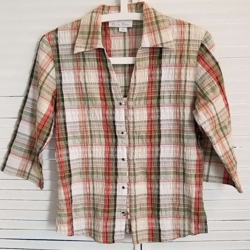 Pretty Summer Shirt in Crinkle material.